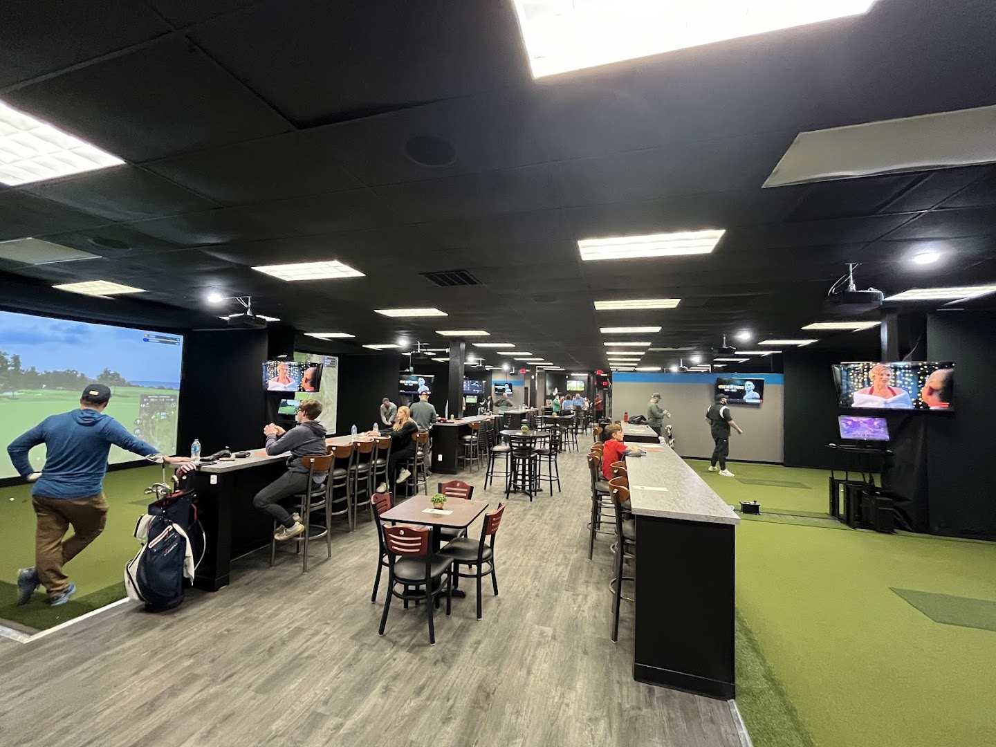Swing Space Golf