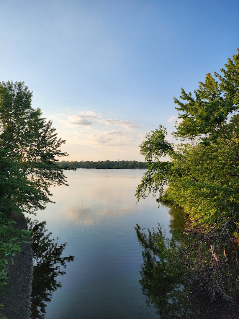Lake Hiawatha Park